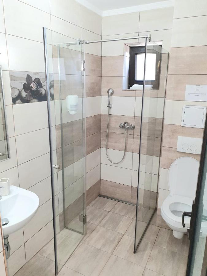 Vila Yna Нэводари Экстерьер фото